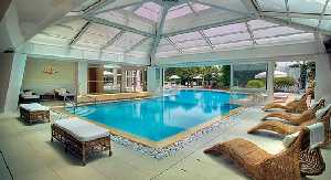 Xtrallusion offers characteristic Bed and Breakfast, B&B, Guest House, Hotel, Albergo and Country Lodge accommodation in Italy. Plus independent self-guided Walking, Adventure, Activity, Skiing and Paragliding Holiday itineraries on the Italian Rivieras, in the Italian Lakes, in the Italian Alps and in some of the most beautiful corners of Italy.